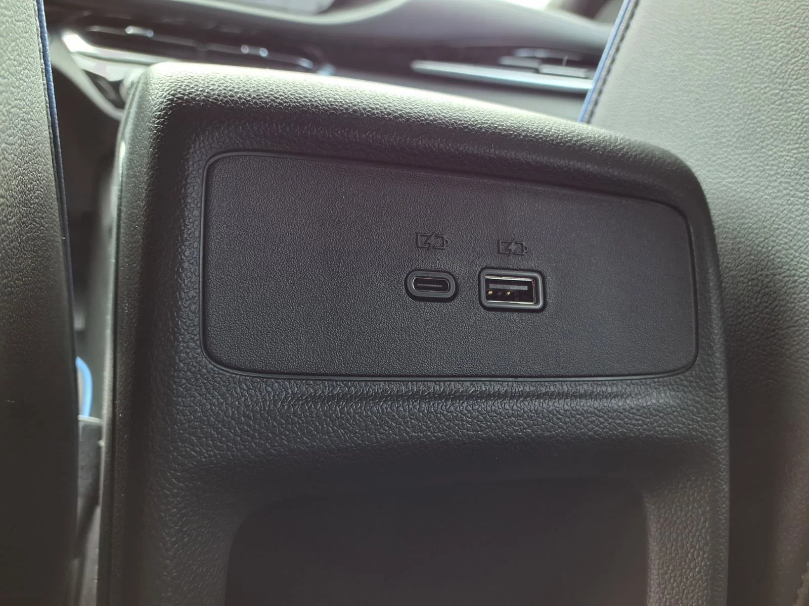 2026 Buick Envista Sport Touring - Photo 19