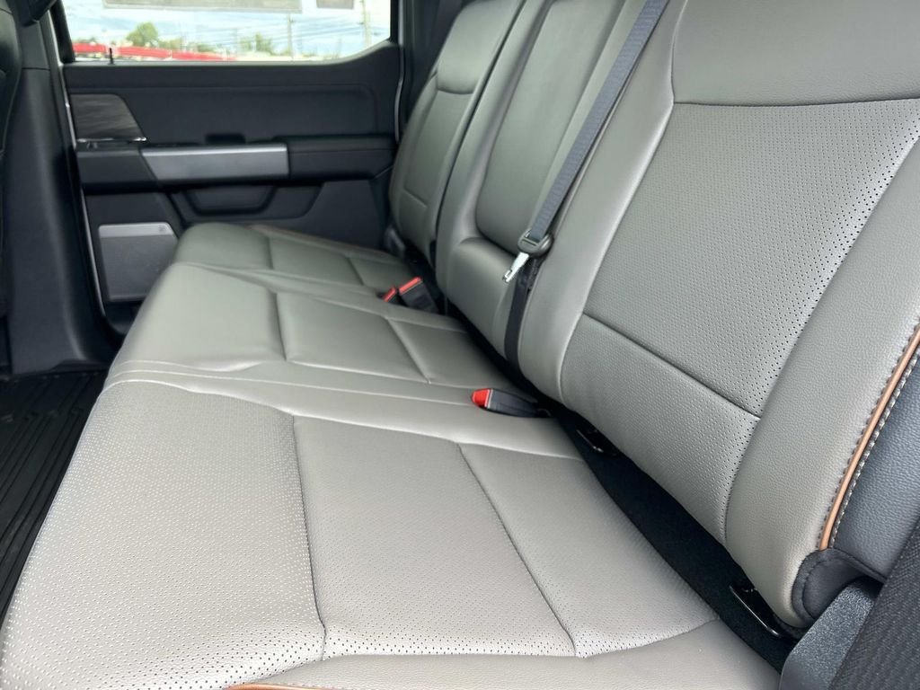 New 2026 Oxford White Ford Lariat® image 18