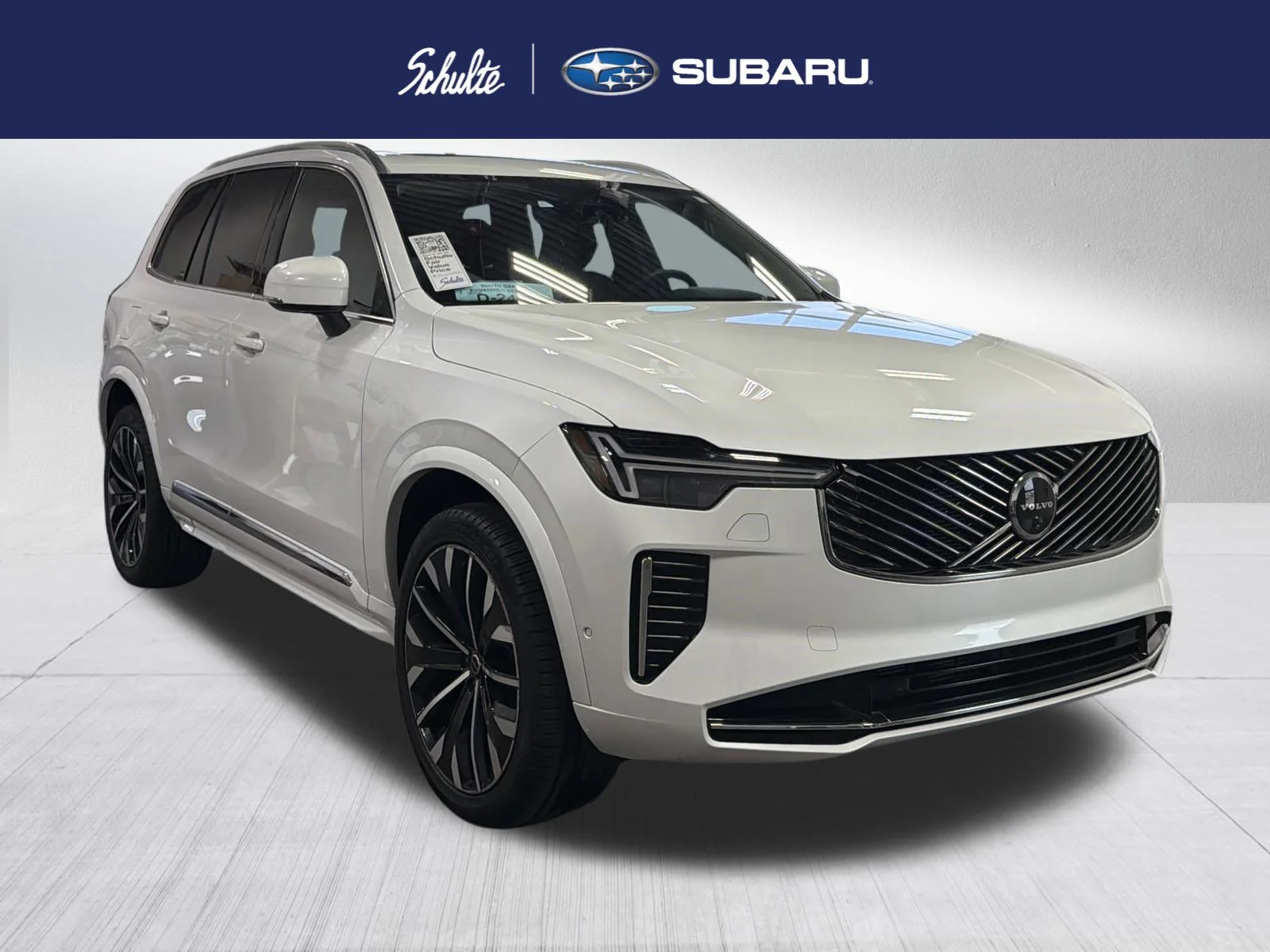 2025 Volvo XC90 B6 Plus Bright 7-Seater 4WD's photo