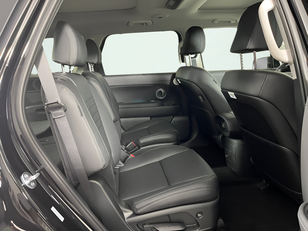 New 2026 Black Hyundai Limited image 11