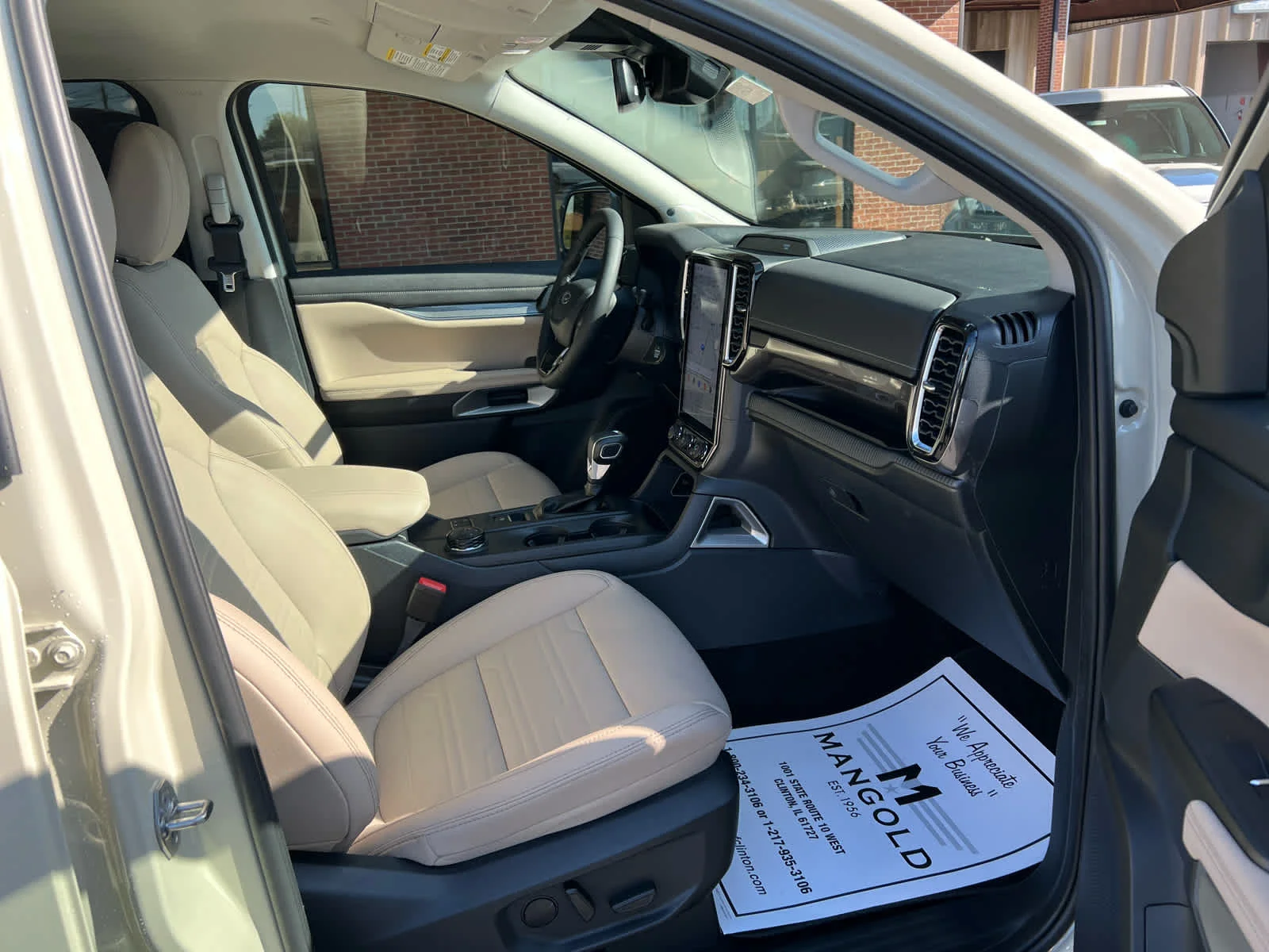 New 2025 Desert Sand Ford LARIAT image 38