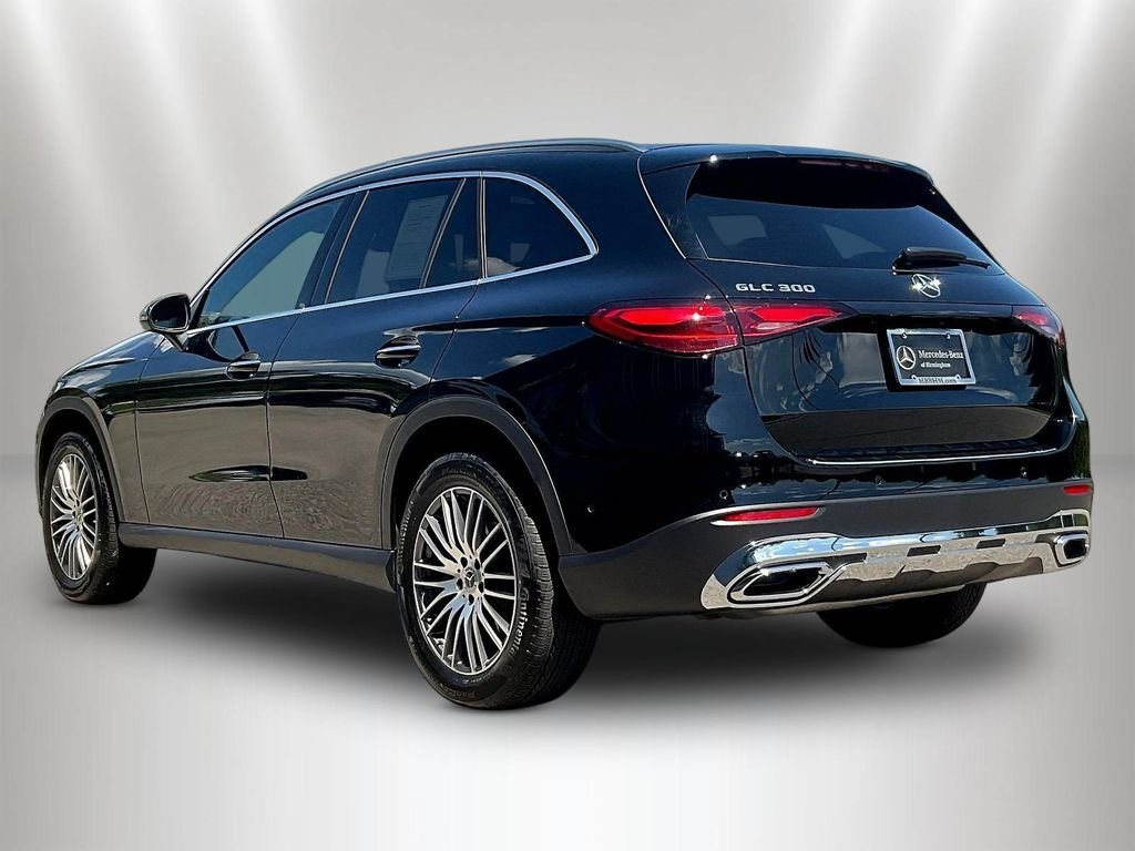 Used 2026 Black Mercedes-Benz GLC 300 image 5