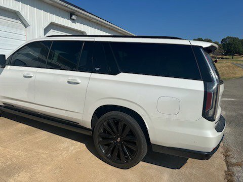 Used 2021 White Cadillac Sport image 4