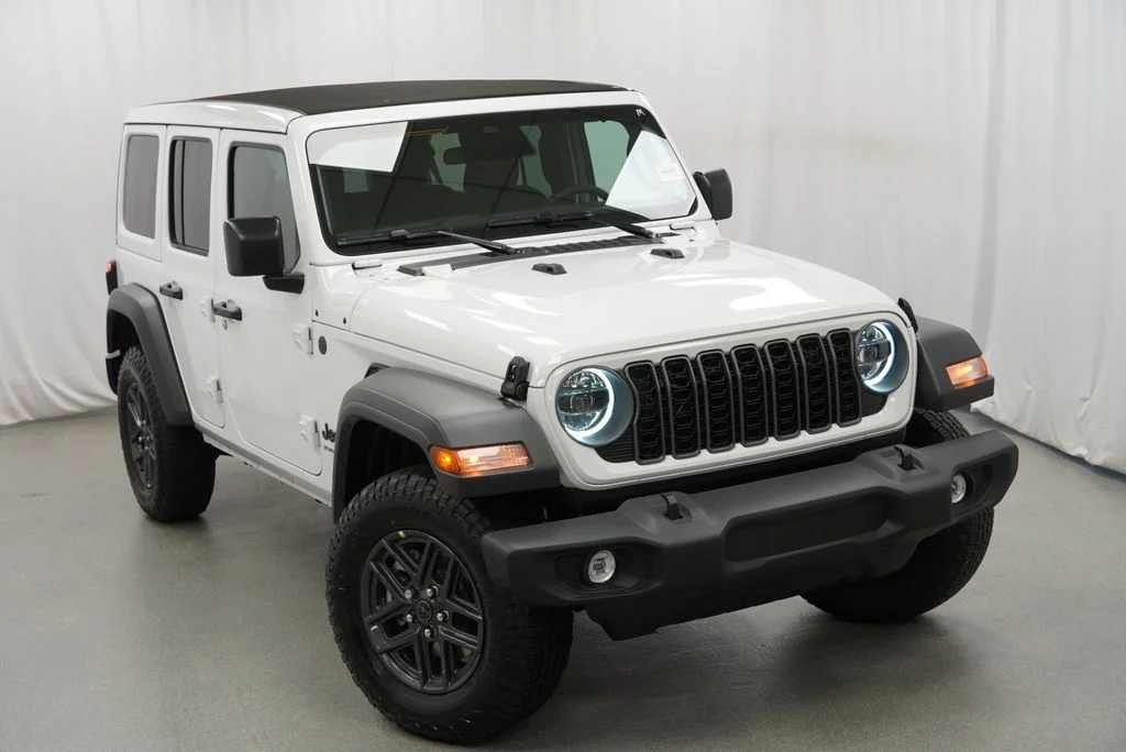 New 2027 Bright White Clear-Coat Paint Jeep Sport S image 8