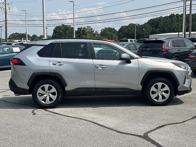 Used 2020 Silver Toyota LE image 9