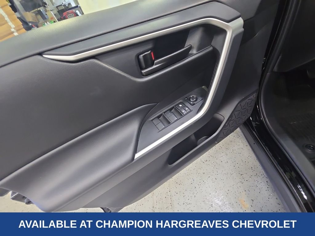 Used 2024 Midnight Black Metallic Toyota LE image 31