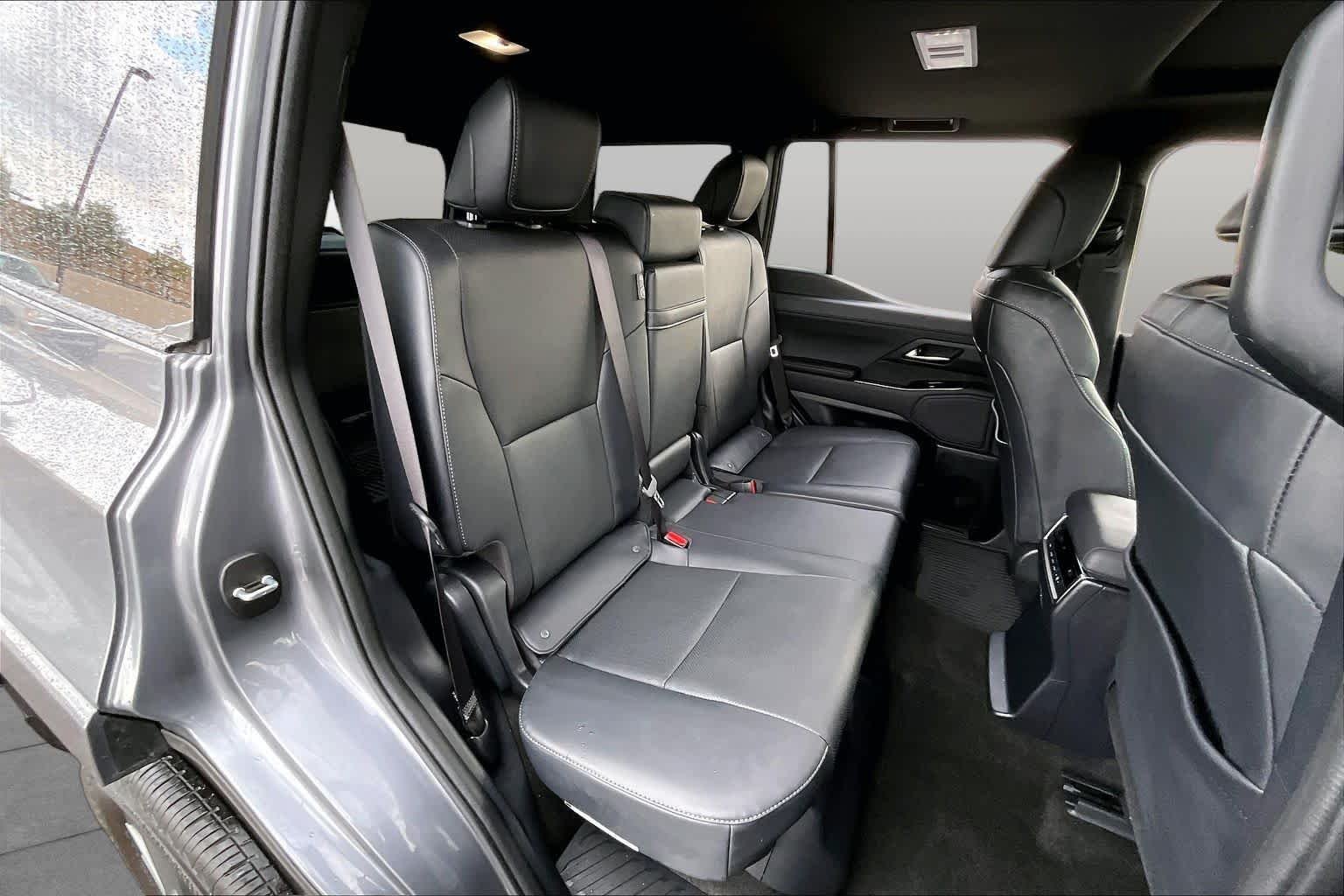 Used 2025 Nebula Gray Pearl Lexus Premium image 19