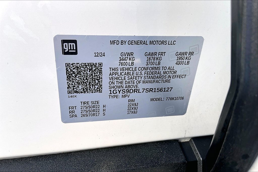 Certified Used 2025 Crystal White Tricoat Cadillac Premium Luxury Platinum image 35