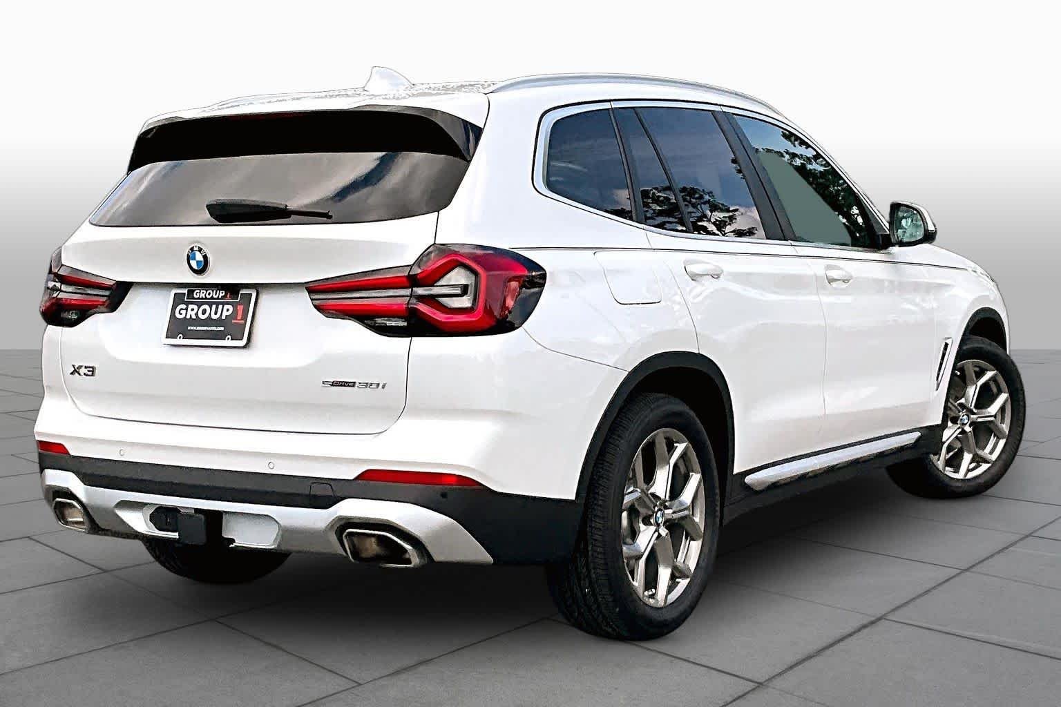 Certified Used 2024 Mineral White Metallic BMW sDrive30i image 13