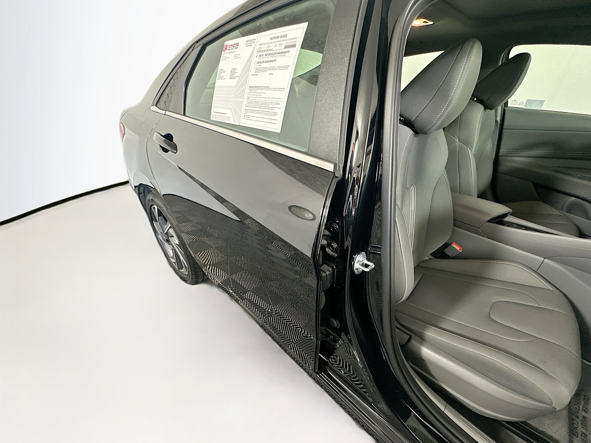 Used 2025 Abyss Black Hyundai SEL Convenience image 28