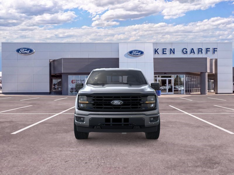 New 2026 Carbonized Gray Metallic Ford XLT image 7