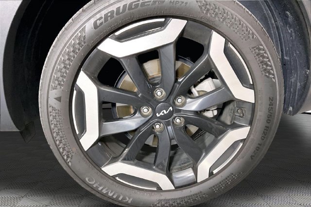 Used 2025  Kia S image 26