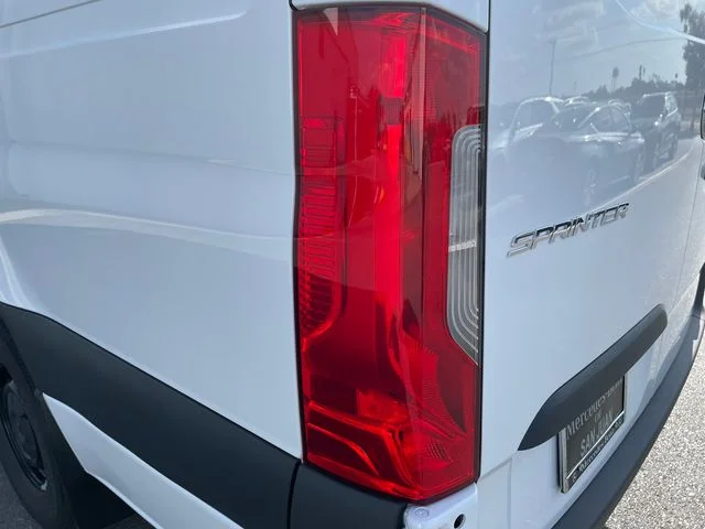 New 2026 White Mercedes-Benz Cargo 170 WB image 35
