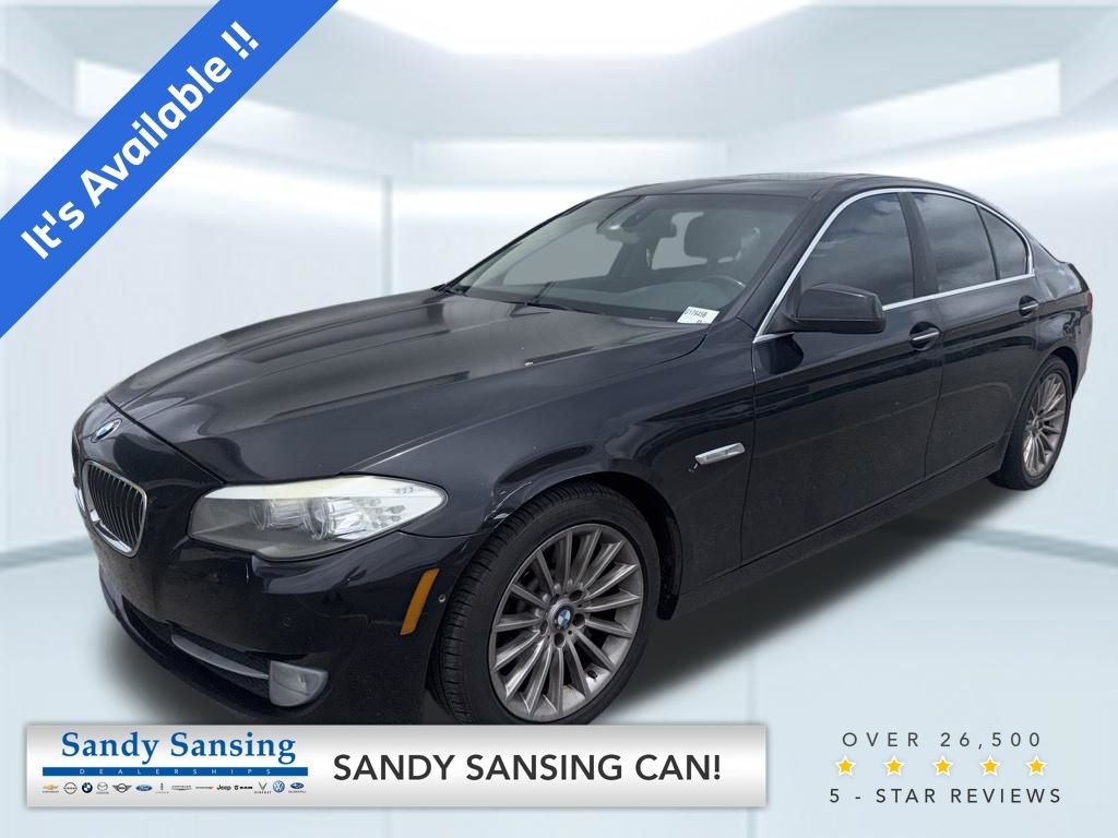 2011 BMW 5 Series 535i Sedan's photo