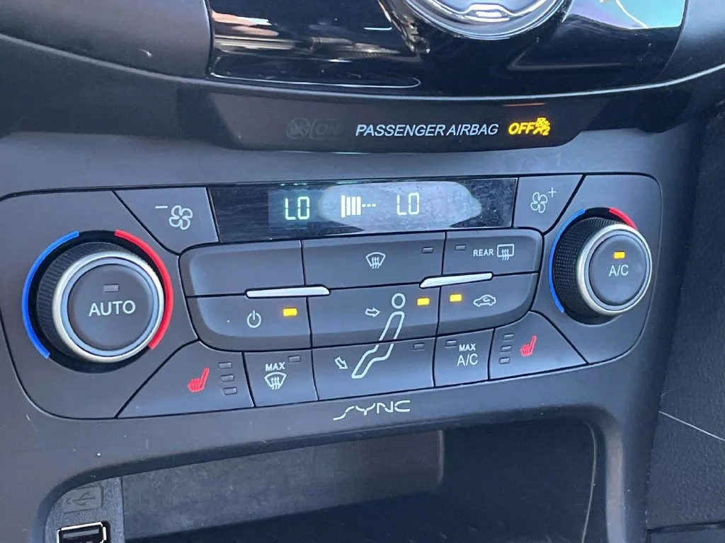 Used 2018 Blue Ford ST image 40
