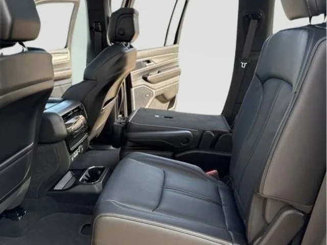 New 2026 Baltic Gray Metallic Clearcoat Jeep  image 24