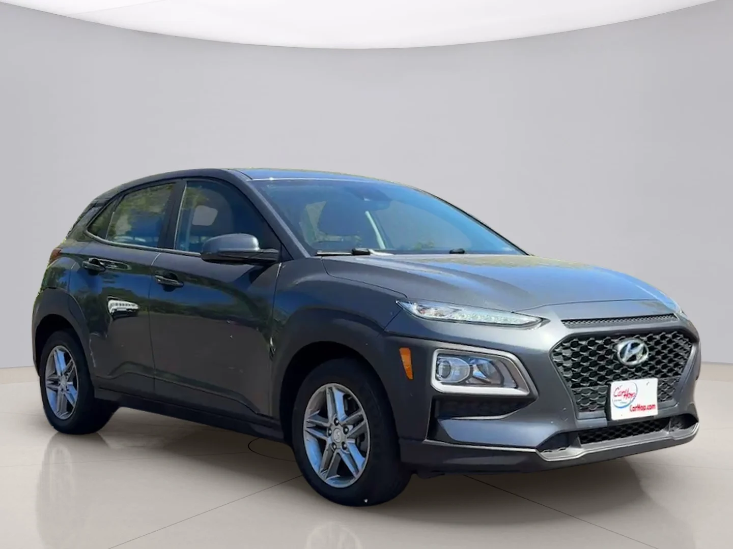 Used 2019 Gray Hyundai SE image 7