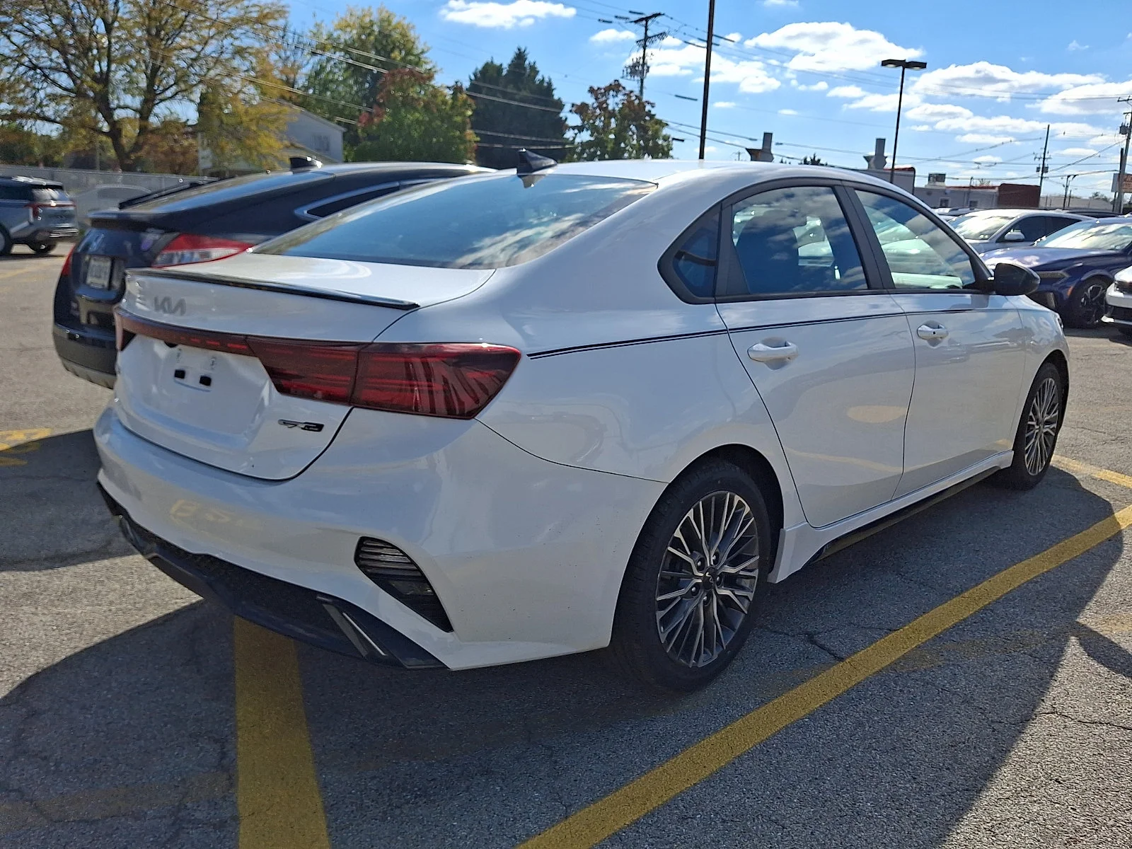 Certified Used 2022 White Kia GT-Line image 10
