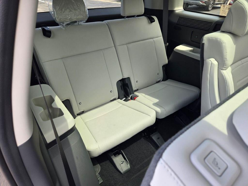 New 2026 Gray Hyundai Calligraphy AWD image 10