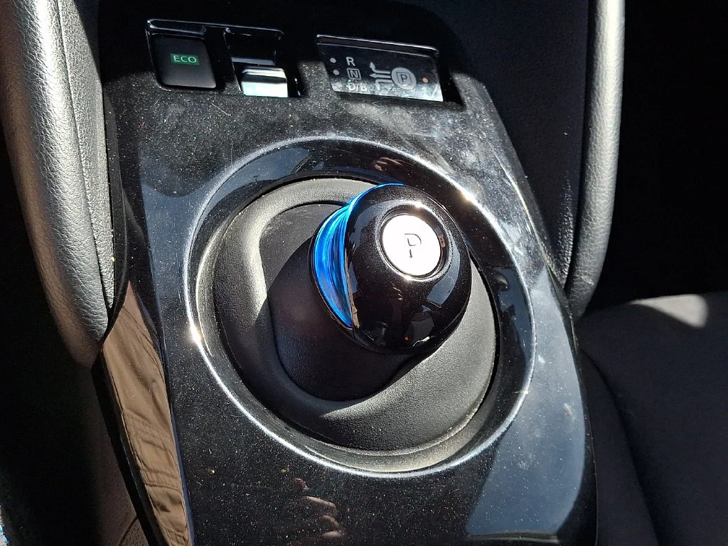 Used 2023 Blue Nissan SV Plus image 21