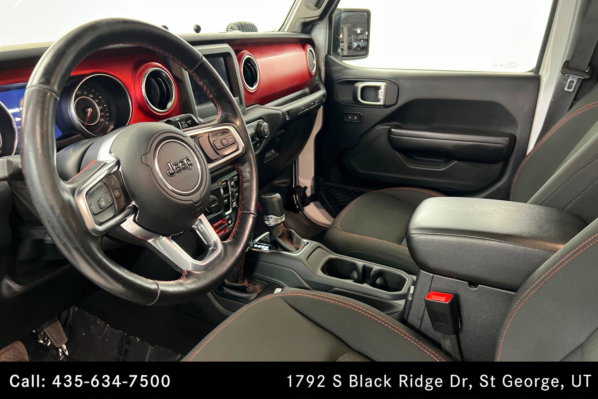 Used 2019 Bright White Clearcoat Jeep Rubicon image 16
