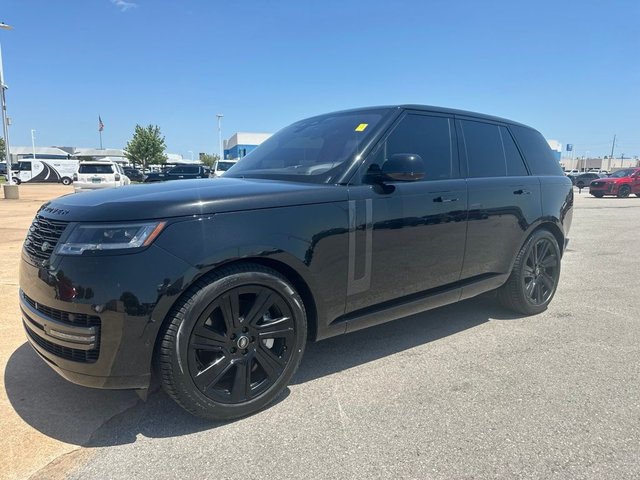 2023 Land Rover Range Rover SE