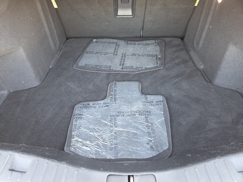 Used 2019 Silver Lincoln Reserve image 19