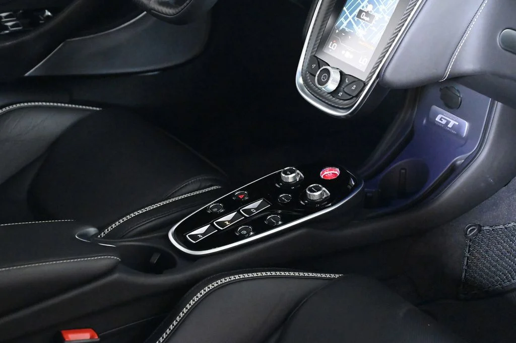 Used 2023 Silica White McLaren TechLux image 14