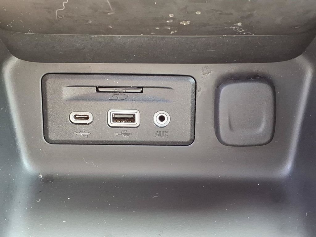 Used 2023 Brown GMC Denali image 36