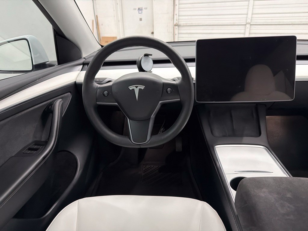 Used 2023 White Tesla Long Range image 19
