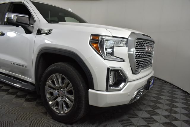Used 2020  GMC Denali image 13