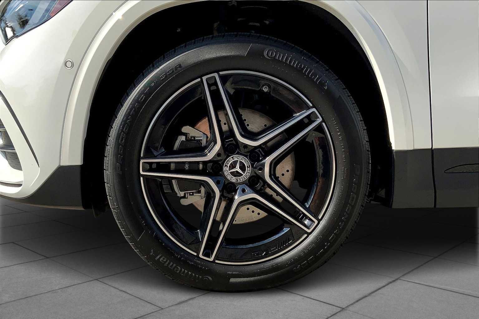 New 2026 Polar White Mercedes-Benz GLA 250 image 15