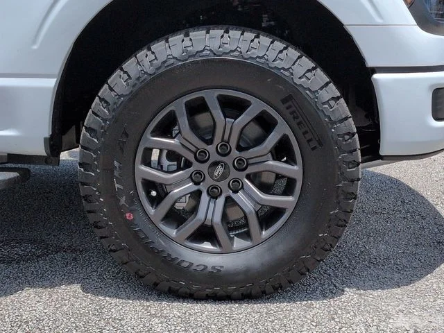 New 2026 Oxford White Ford Tremor® image 11