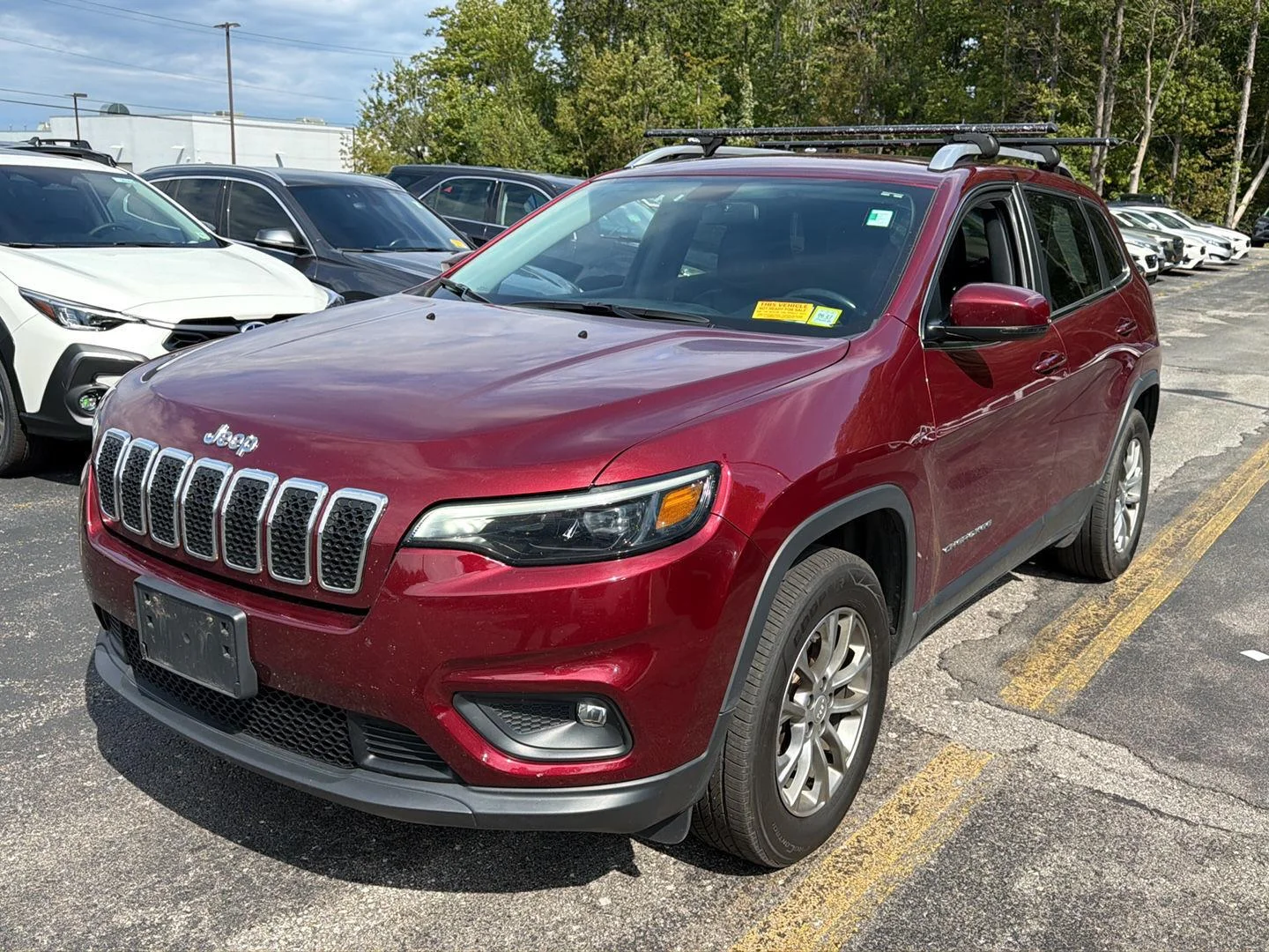 Used 2020 Velvet Red Pearlcoat Jeep Latitude Plus image 3