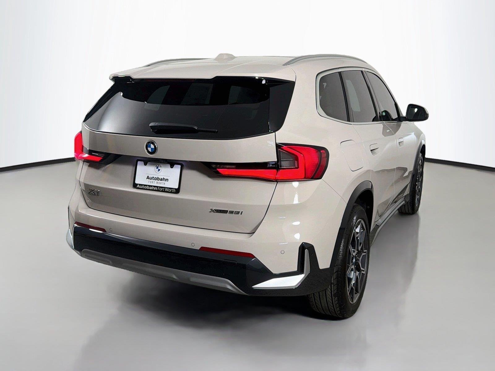 New 2026 Dune Grey Metallic BMW xDrive28i image 5