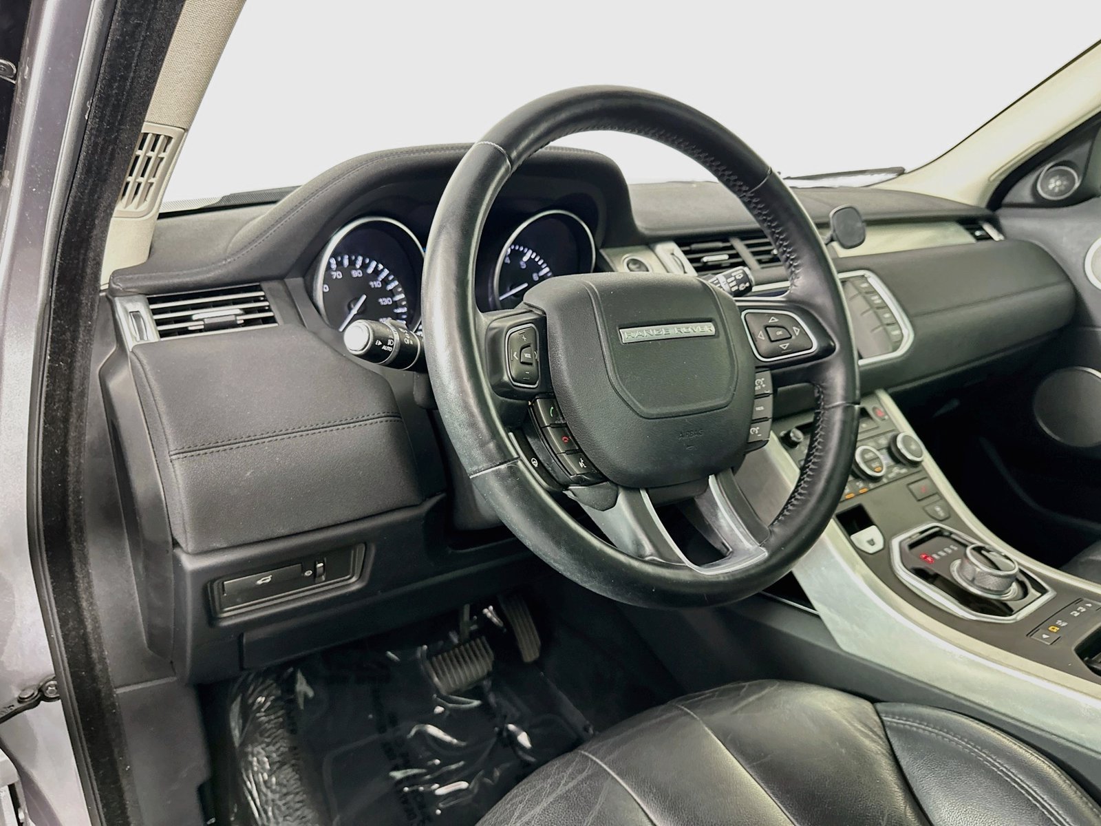 Used 2013 Gray Land Rover Pure image 10