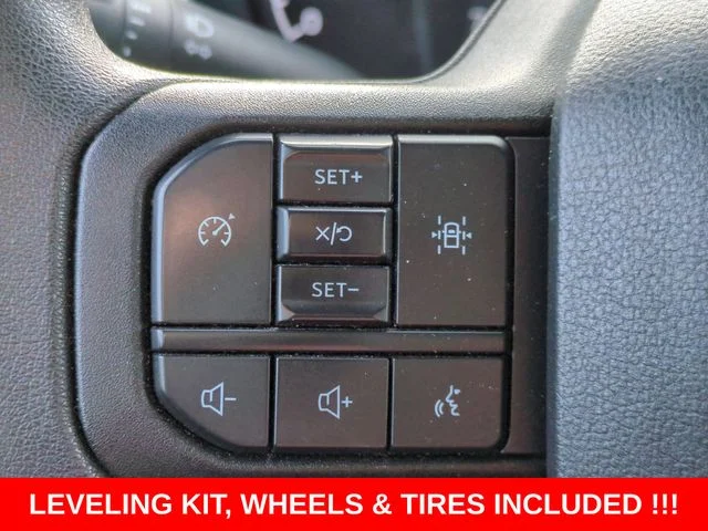 Used 2021 White Ford XLT image 17