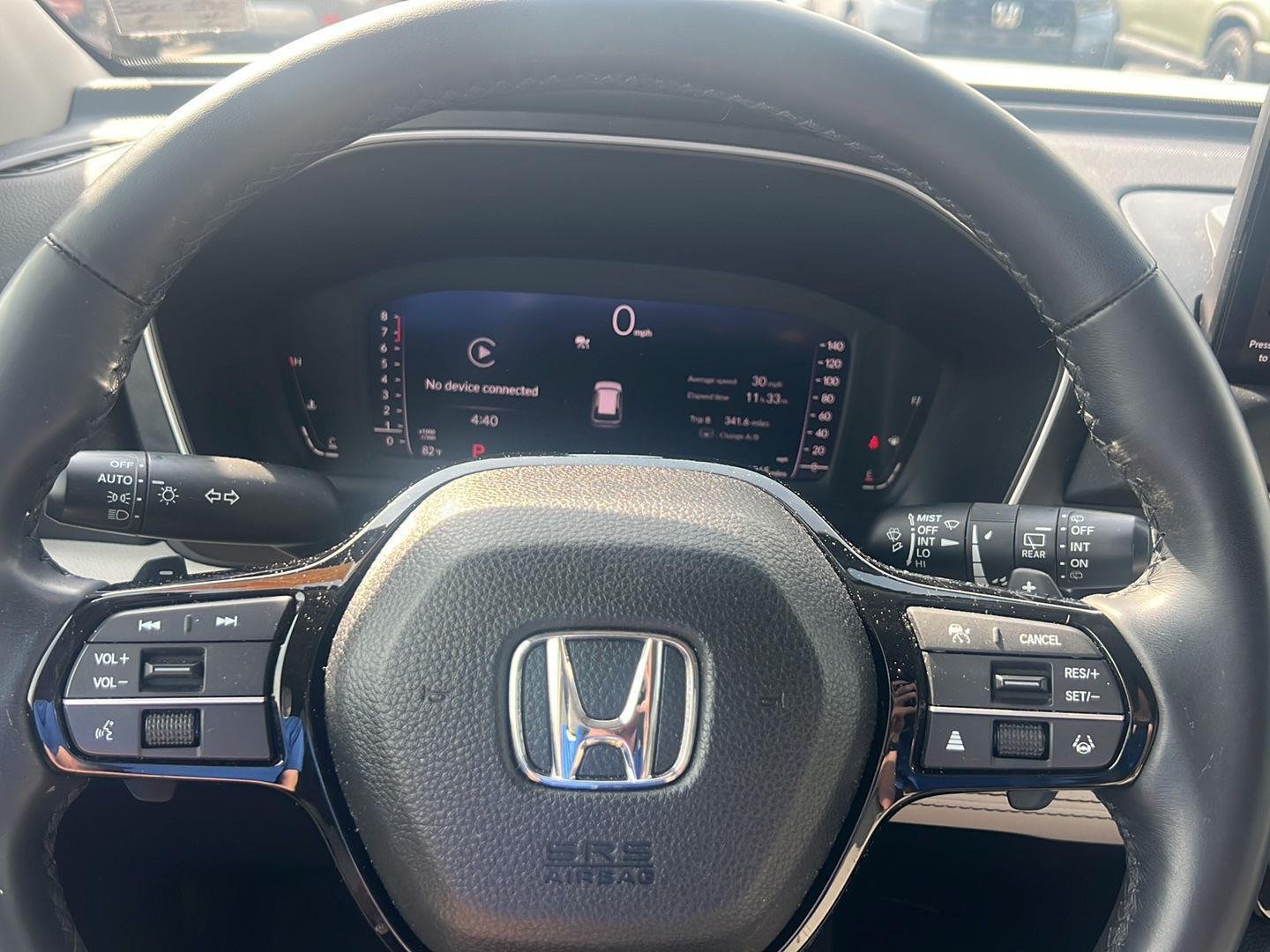 Used 2026 Platinum White Pearl Honda RTL image 13