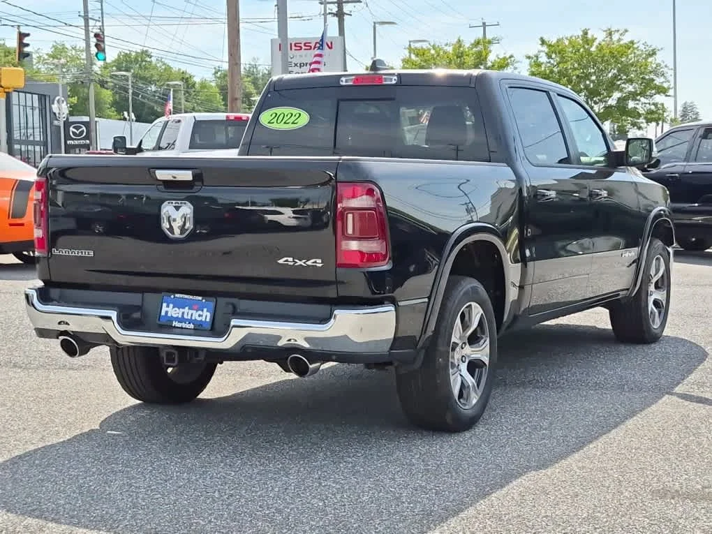 Used 2022 Diamond Black Crystal Pearlcoat Ram Laramie image 3