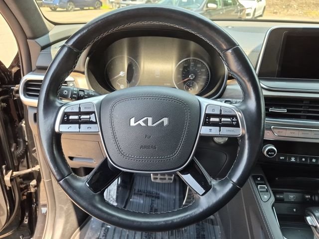 Certified Used 2022 Black Kia SX image 13