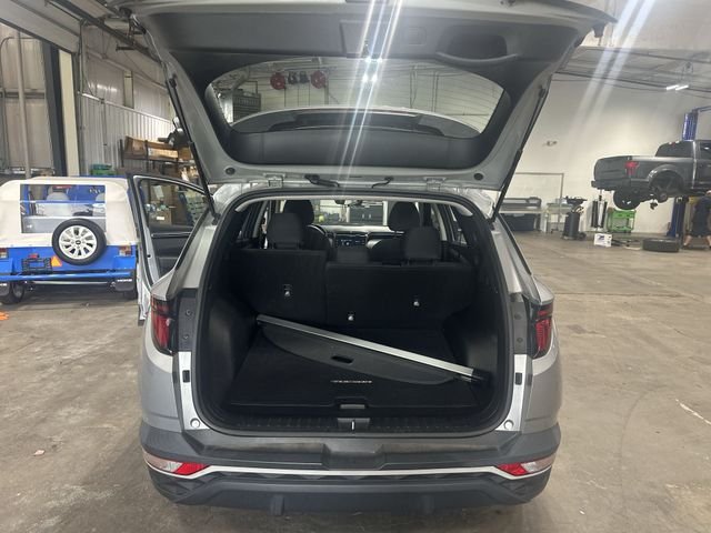 Used 2024 Silver Hyundai SE image 25