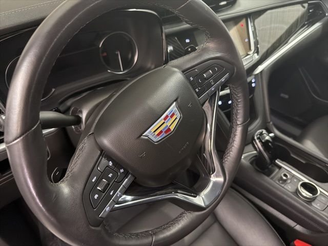 Used 2025 Stellar Black Metallic Cadillac Premium Luxury image 10