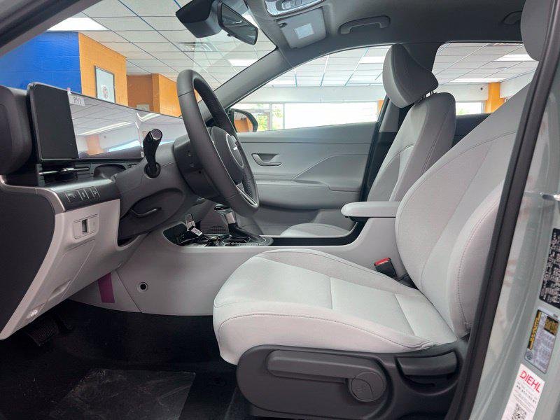 New 2027 Green Hyundai SEL Sport AWD image 17