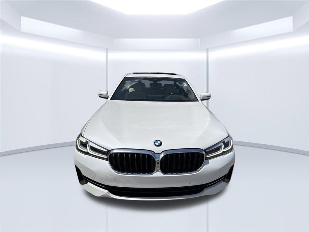 Used 2021 White BMW 530i image 2