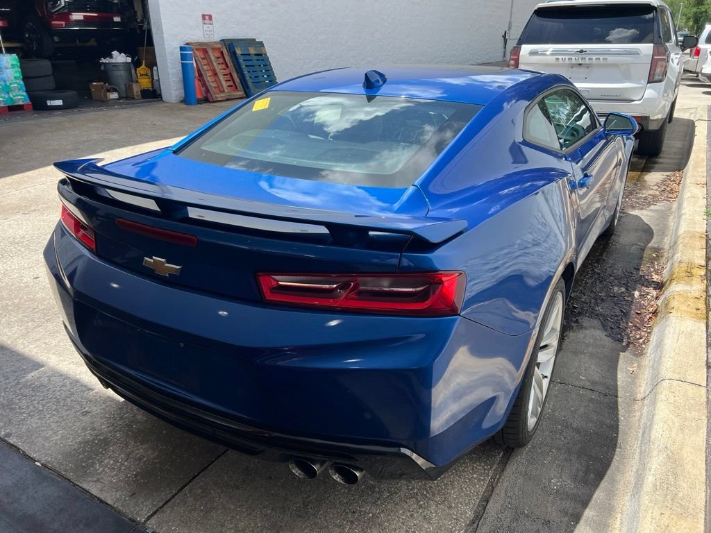 Used 2018 HYPER BLUE METALLIC Chevrolet 2SS image 4