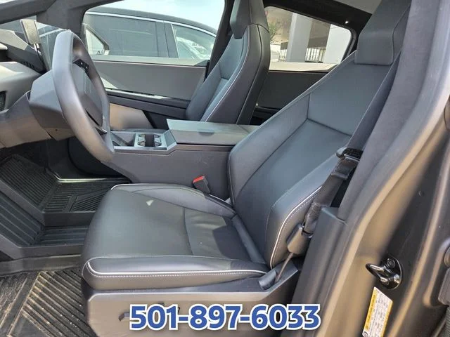 Used 2025  Tesla Base image 6