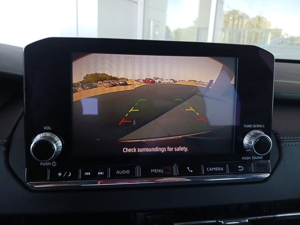 Used 2022 Red Mitsubishi ES image 21