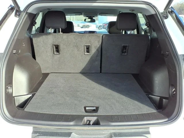 Used 2024 White Chevrolet LT image 21