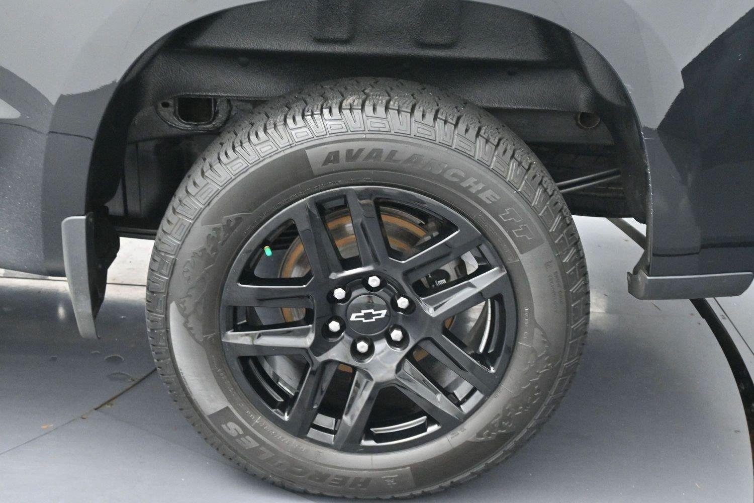 Used 2024 Black Chevrolet Custom image 31