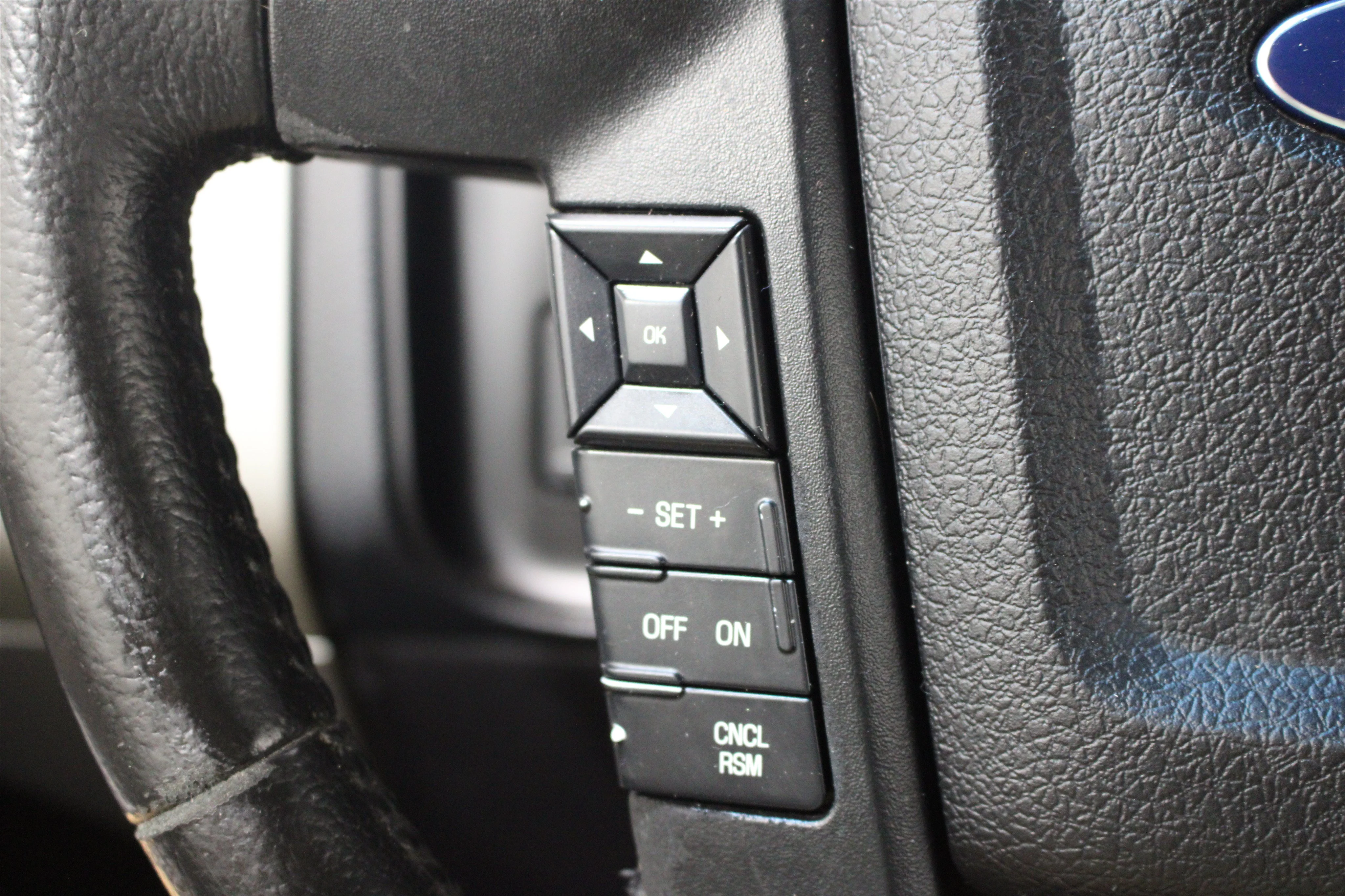 2015 Ford Expedition XLT - Photo 11